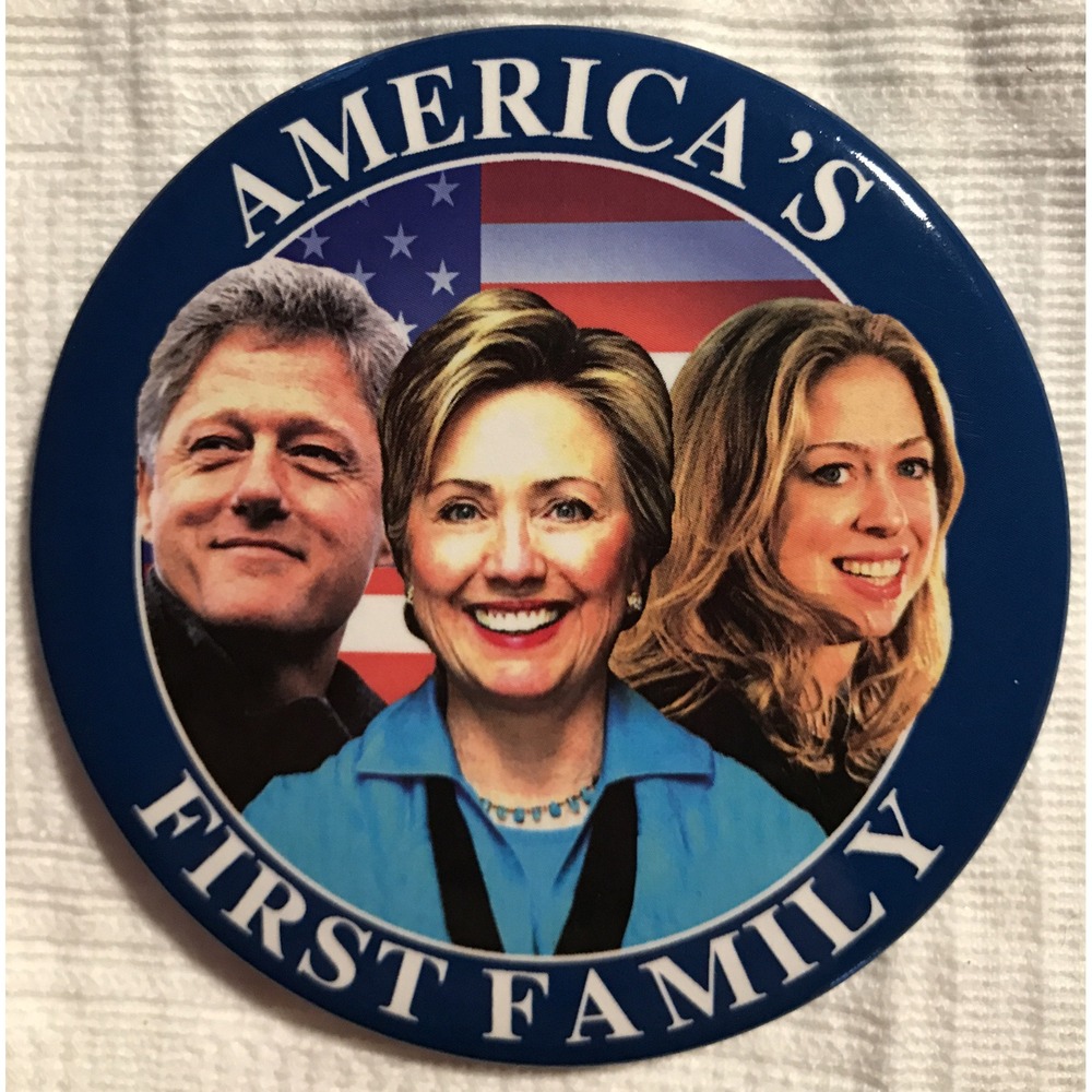 Collectible Political Pin Pinback 3" Button America's First Family Clintons Phot
